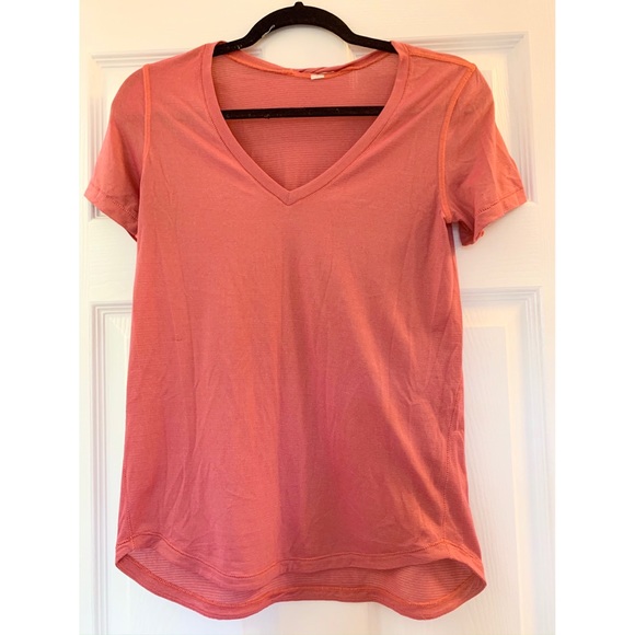 Lululemon Top - Picture 1 of 2